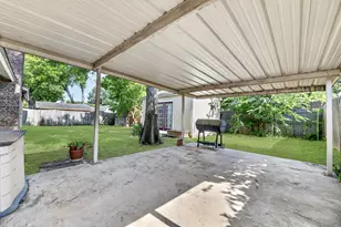 6905 Yorkston St, Watauga, TX 76148 - Photo 30