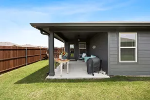 1625 Kirby Ln, Lancaster, TX 75146 - Photo 34