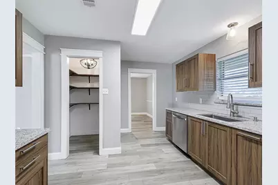 1400 Crescent Drive, Sherman, TX 75092 - Photo 8