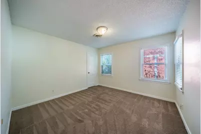 2526 Rolinda Drive, Dallas, TX 75211 - Photo 12