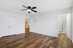 1502 Sharron Ct, Cleburne, TX 76033 - Photo 16