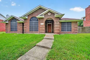 2209 Dana Dr, Rowlett, TX 75088 - Photo 2