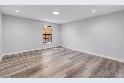901 Isbell Road, Fort Worth, TX 76114 - Photo 12