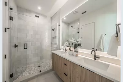 5320 Reiger Avenue #104, Dallas, TX 75214 - Photo 18