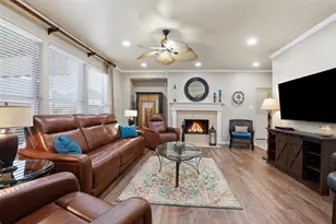 2810 Hammond Dr, Grand Prairie, TX 75052 - Photo 14