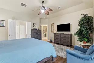 2810 Hammond Dr, Grand Prairie, TX 75052 - Photo 24