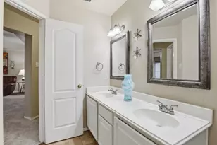 2810 Hammond Dr, Grand Prairie, TX 75052 - Photo 34