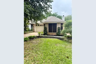 1015 Bull Run, Denton, TX 76209 - Photo 2
