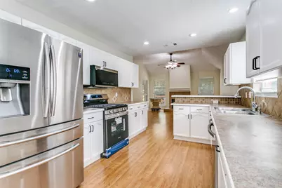 531 Beasley Drive, Lewisville, TX 75057 - Photo 6