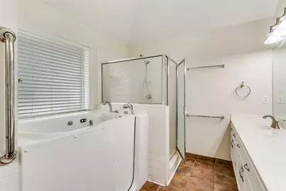 531 Beasley Drive, Lewisville, TX 75057 - Photo 14