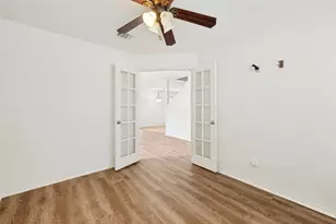721 Redwing Dr, Saginaw, TX 76131 - Photo 10