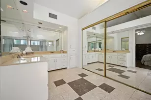 9128 Sweetwater Dr, Dallas, TX 75228 - Photo 32
