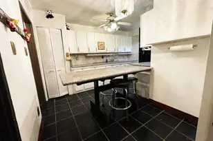 1801 Vine Dr, Garland, TX 75040 - Photo 6