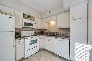 10532 Stone Canyon Rd, Dallas, TX 75230 - Photo 6