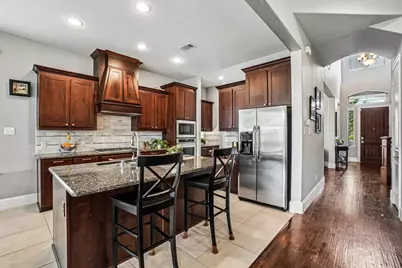 307 Ridgewood Drive, Lewisville, TX 75067 - Photo 10