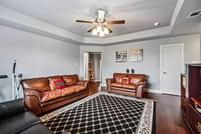 307 Ridgewood Drive, Lewisville, TX 75067 - Photo 20