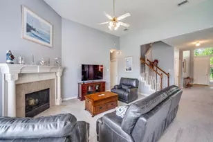 7931 Greenvalley Ln, Frisco, TX 75033 - Photo 8