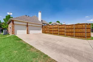 7931 Greenvalley Ln, Frisco, TX 75033 - Photo 16