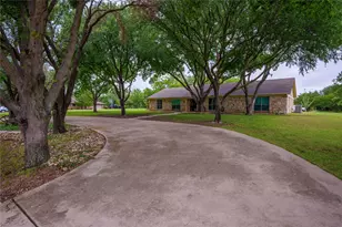 920 Brush Creek Rd, Argyle, TX 76226 - Photo 2