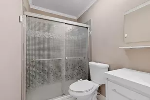 2200 E Trinity Mills Rd, Carrollton, TX 75006 - Photo 18