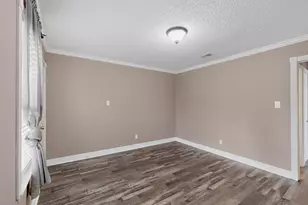 2200 E Trinity Mills Rd, Carrollton, TX 75006 - Photo 10