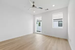 427 W 10th St, Dallas, TX 75208 - Photo 14