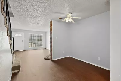 9467 Olde Towne Row, Dallas, TX 75227 - Photo 4