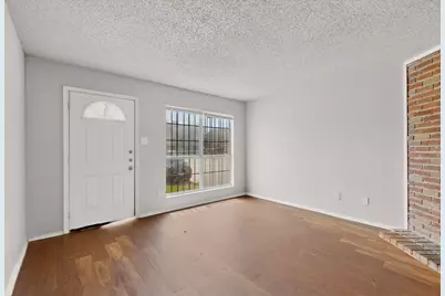 9467 Olde Towne Row, Dallas, TX 75227 - Photo 1