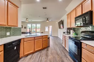 2656 Jacobson Dr, Lewisville, TX 75067 - Photo 8
