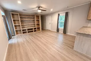 198 Post Oak Dr, Whitney, TX 76692 - Photo 2