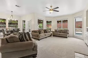 8601 Wadkins Ct, McKinney, TX 75072 - Photo 10