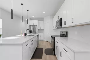 404 N Moore St, Dallas, TX 75203 - Photo 8
