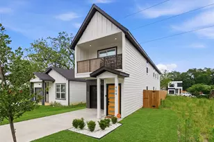 404 N Moore St, Dallas, TX 75203 - Photo 2