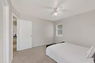 2725 Wesleyan Dr, Irving, TX 75062 - Photo 22