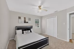 2725 Wesleyan Dr, Irving, TX 75062 - Photo 18