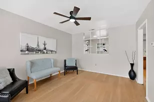 2725 Wesleyan Dr, Irving, TX 75062 - Photo 8