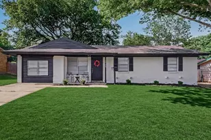 2725 Wesleyan Dr, Irving, TX 75062 - Photo 2