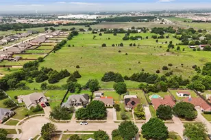 225 Cobblestone Cir, Red Oak, TX 75154 - Photo 34