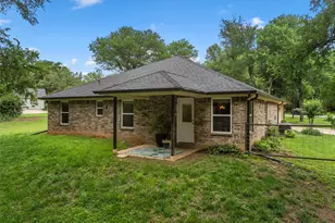 6200 Avon Dr, Waco, TX 76708 - Photo 16