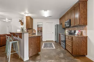 6200 Avon Dr, Waco, TX 76708 - Photo 8