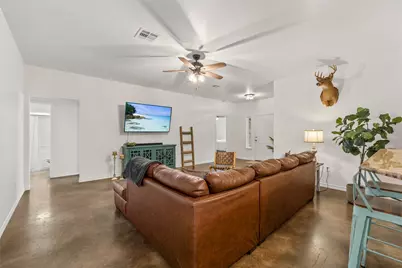 6200 Avon Drive, Waco, TX 76708 - Photo 8