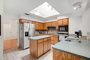 2401 Oak Shadow Ct, Arlington, TX 76017 - Photo 24