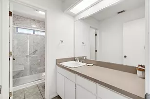 2401 Oak Shadow Ct, Arlington, TX 76017 - Photo 12