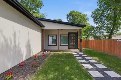 2514 Carpenter Avenue, Dallas, TX 75215 - Photo 2