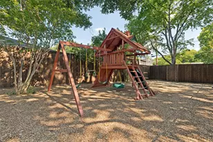 4138 Cedarbrush Dr, Dallas, TX 75229 - Photo 36