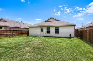 2305 Mobile Dr, Ennis, TX 75119 - Photo 28