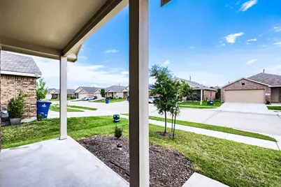 2305 Mobile Drive, Ennis, TX 75119 - Photo 4