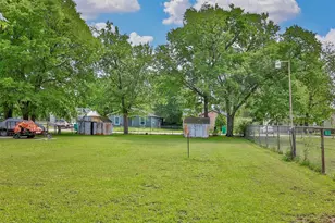 1520 Olive St, Gainesville, TX 76240 - Photo 30