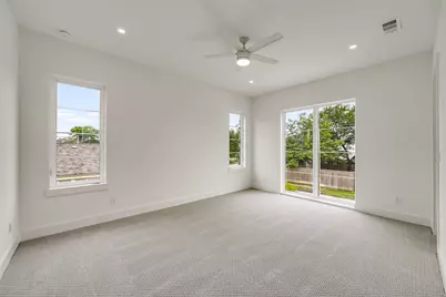 2410 N Prairie Avenue, Dallas, TX 75204 - Photo 20