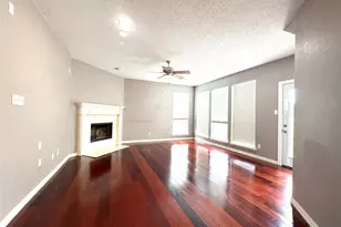 1618 Arbor Creek Dr, Garland, TX 75040 - Photo 2